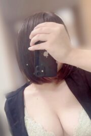 やや